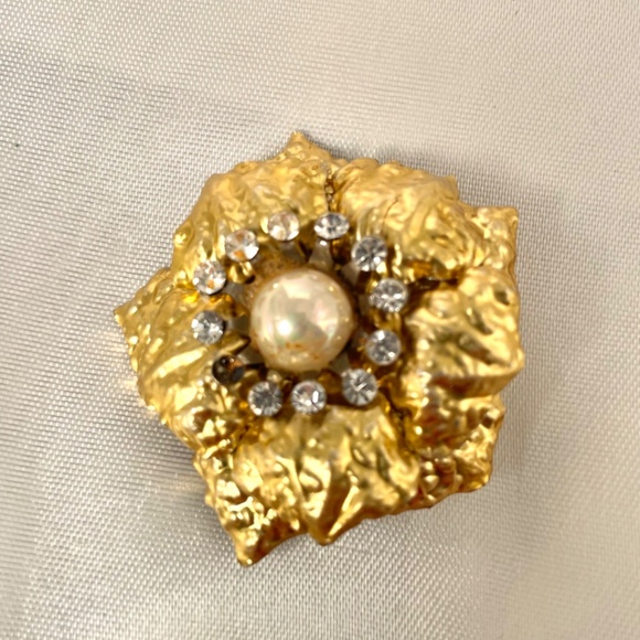 Geoffrey Beene Handmade runway pin & ec set w/ faux pearl rhinestone FINAL PRICE - Picture 2 of 7